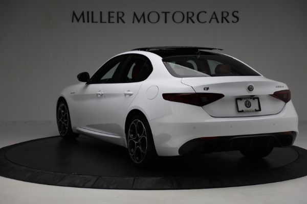 New 2022 Alfa Romeo Giulia Veloce for sale Sold at Rolls-Royce Motor Cars Greenwich in Greenwich CT 06830 5