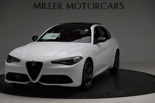 New 2022 Alfa Romeo Giulia Veloce for sale Sold at Rolls-Royce Motor Cars Greenwich in Greenwich CT 06830 1