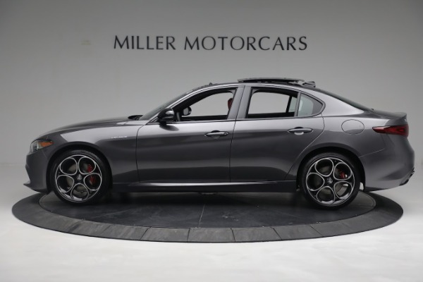 New 2022 Alfa Romeo Giulia Veloce for sale Sold at Rolls-Royce Motor Cars Greenwich in Greenwich CT 06830 3