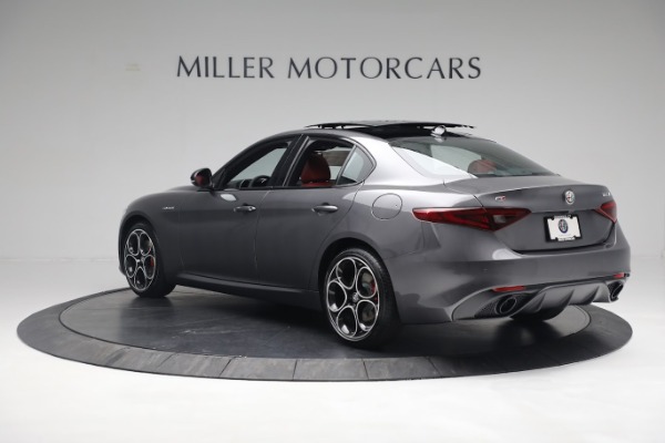 New 2022 Alfa Romeo Giulia Veloce for sale Sold at Rolls-Royce Motor Cars Greenwich in Greenwich CT 06830 4