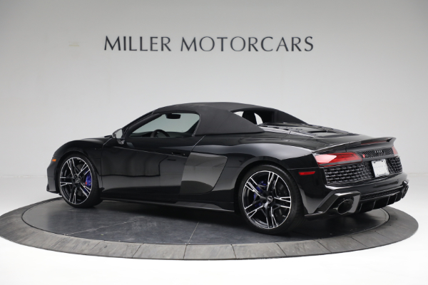 Used 2022 Audi R8 5.2 quattro V10 perform. Spyder for sale Sold at Rolls-Royce Motor Cars Greenwich in Greenwich CT 06830 15
