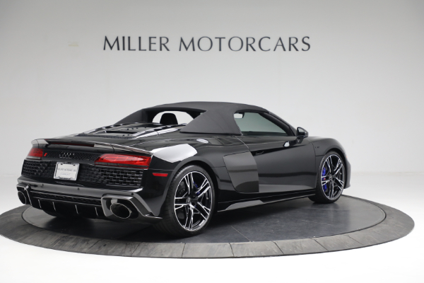 Used 2022 Audi R8 5.2 quattro V10 perform. Spyder for sale Sold at Rolls-Royce Motor Cars Greenwich in Greenwich CT 06830 16