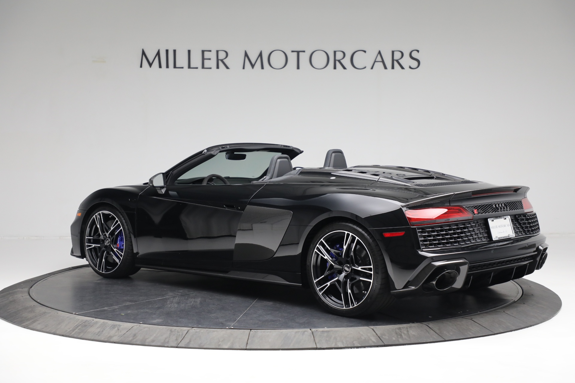 Pre-Owned 2022 Audi R8 5.2 quattro V10 perform. Spyder For Sale (Special  Pricing) | Rolls-Royce Motor Cars Greenwich Stock #F2201A