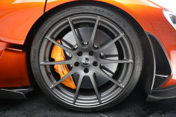 Used 2015 McLaren P1 for sale Call for price at Rolls-Royce Motor Cars Greenwich in Greenwich CT 06830 17