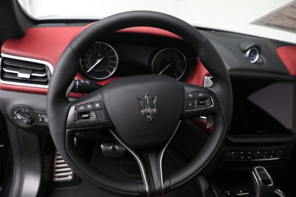 New 2022 Maserati Ghibli Modena Q4 for sale Sold at Rolls-Royce Motor Cars Greenwich in Greenwich CT 06830 28