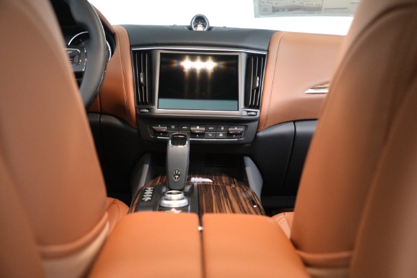 New 2022 Maserati Levante GT for sale Sold at Rolls-Royce Motor Cars Greenwich in Greenwich CT 06830 14