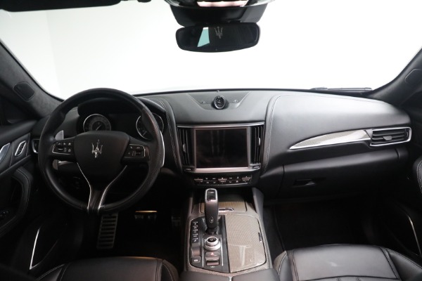 Used 2022 Maserati Levante Modena for sale $53,900 at Rolls-Royce Motor Cars Greenwich in Greenwich CT 06830 21