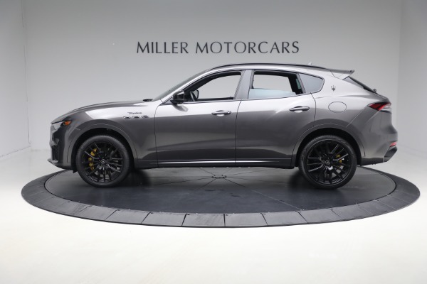 Used 2022 Maserati Levante Modena for sale $53,900 at Rolls-Royce Motor Cars Greenwich in Greenwich CT 06830 3