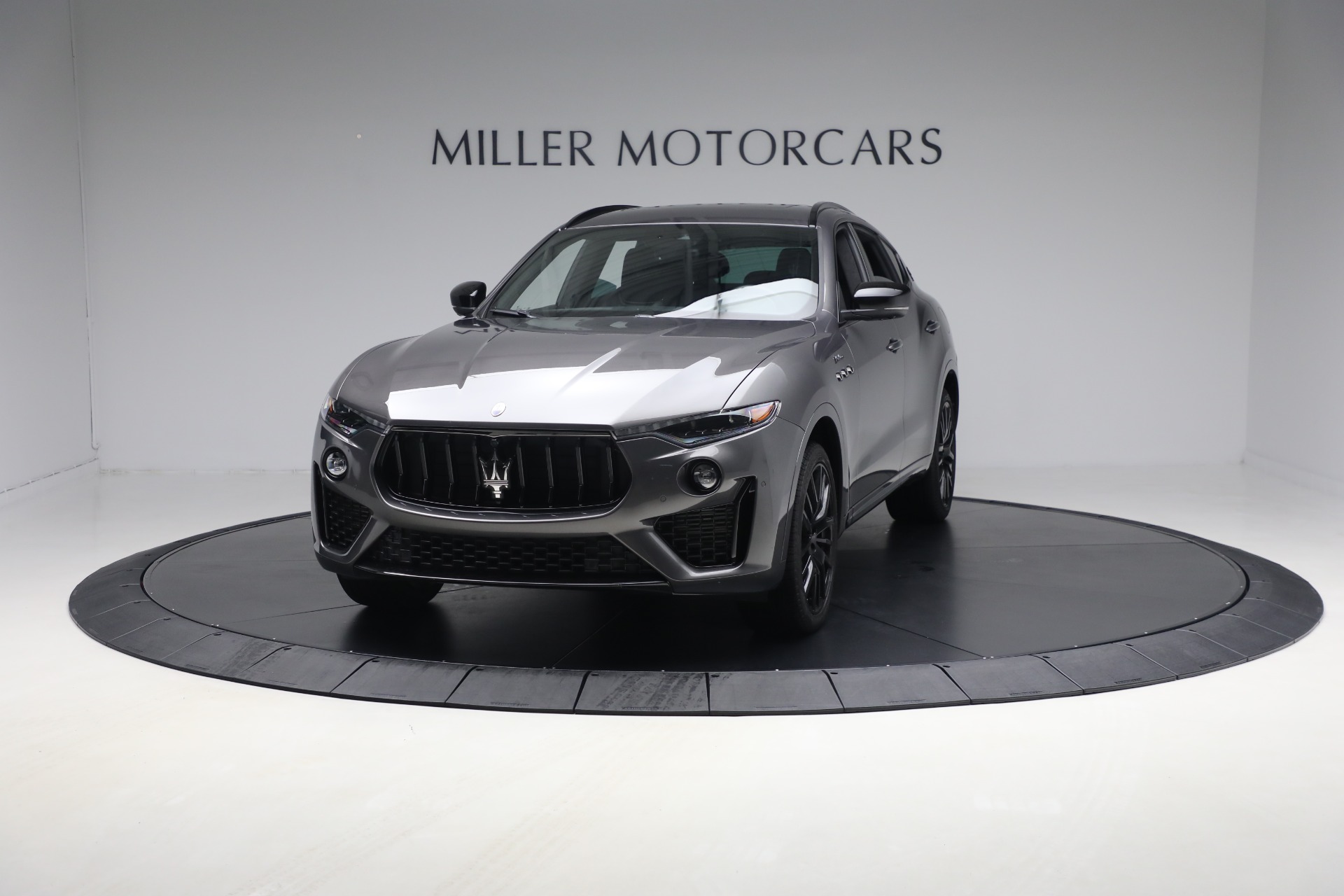 Used 2022 Maserati Levante Modena for sale $53,900 at Rolls-Royce Motor Cars Greenwich in Greenwich CT 06830 1