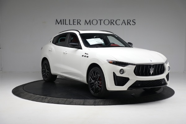 New 2022 Maserati Levante Modena for sale Sold at Rolls-Royce Motor Cars Greenwich in Greenwich CT 06830 11