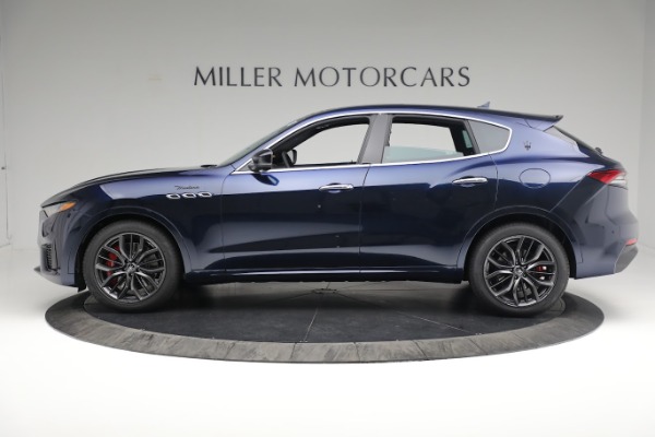 New 2022 Maserati Levante Modena for sale $105,956 at Rolls-Royce Motor Cars Greenwich in Greenwich CT 06830 3