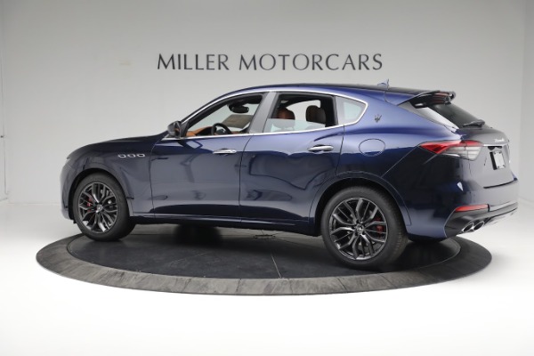 New 2022 Maserati Levante Modena for sale Sold at Rolls-Royce Motor Cars Greenwich in Greenwich CT 06830 4