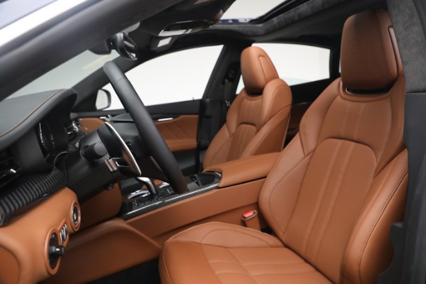 New 2022 Maserati Quattroporte Modena Q4 for sale $131,211 at Rolls-Royce Motor Cars Greenwich in Greenwich CT 06830 17