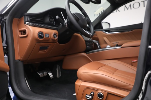 New 2022 Maserati Quattroporte Modena Q4 for sale $131,211 at Rolls-Royce Motor Cars Greenwich in Greenwich CT 06830 18