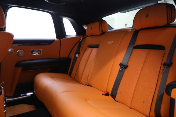 Used 2022 Rolls-Royce Ghost Black Badge for sale $394,900 at Rolls-Royce Motor Cars Greenwich in Greenwich CT 06830 17