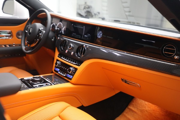 Used 2022 Rolls-Royce Ghost Black Badge for sale $394,900 at Rolls-Royce Motor Cars Greenwich in Greenwich CT 06830 21