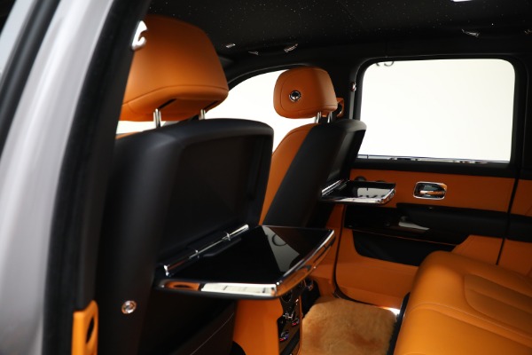 Used 2022 Rolls-Royce Cullinan for sale Sold at Rolls-Royce Motor Cars Greenwich in Greenwich CT 06830 23