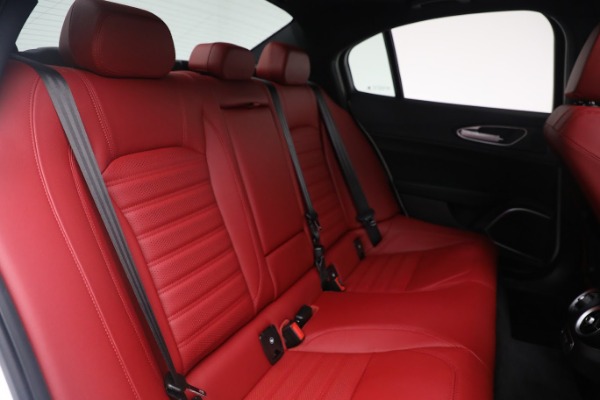 New 2022 Alfa Romeo Giulia Sprint for sale Sold at Rolls-Royce Motor Cars Greenwich in Greenwich CT 06830 26