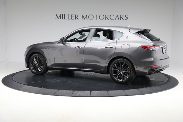 Used 2022 Maserati Levante Modena for sale $39,995 at Rolls-Royce Motor Cars Greenwich in Greenwich CT 06830 3