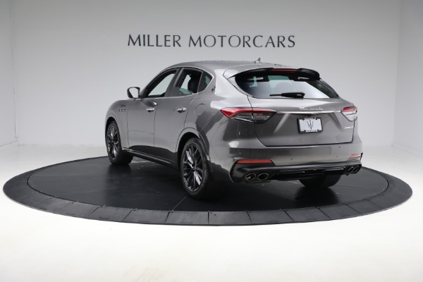 Used 2022 Maserati Levante Modena for sale $39,995 at Rolls-Royce Motor Cars Greenwich in Greenwich CT 06830 4
