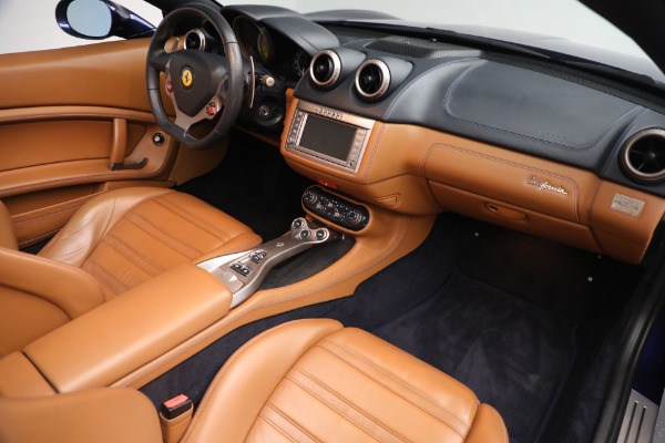Used 2010 Ferrari California for sale $115,900 at Rolls-Royce Motor Cars Greenwich in Greenwich CT 06830 20