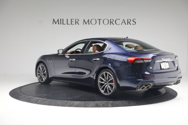 New 2022 Maserati Ghibli Modena Q4 for sale Sold at Rolls-Royce Motor Cars Greenwich in Greenwich CT 06830 4