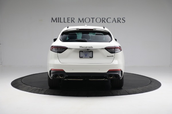 New 2022 Maserati Levante Modena for sale $113,075 at Rolls-Royce Motor Cars Greenwich in Greenwich CT 06830 6