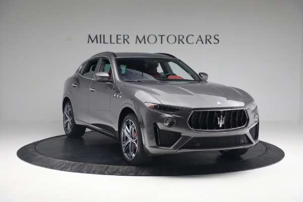 New 2022 Maserati Levante Modena S for sale $136,926 at Rolls-Royce Motor Cars Greenwich in Greenwich CT 06830 10