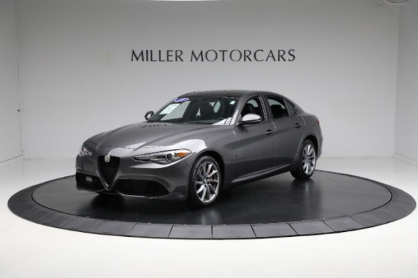 Used 2023 Alfa Romeo Giulia Sprint for sale $41,900 at Rolls-Royce Motor Cars Greenwich in Greenwich CT 06830 3