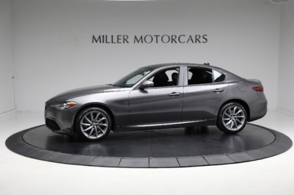 Used 2023 Alfa Romeo Giulia Sprint for sale $39,900 at Rolls-Royce Motor Cars Greenwich in Greenwich CT 06830 5