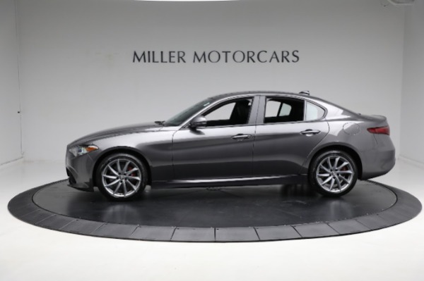 Used 2023 Alfa Romeo Giulia Sprint for sale $41,900 at Rolls-Royce Motor Cars Greenwich in Greenwich CT 06830 6