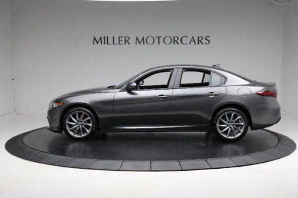 Used 2023 Alfa Romeo Giulia Sprint for sale $41,900 at Rolls-Royce Motor Cars Greenwich in Greenwich CT 06830 7