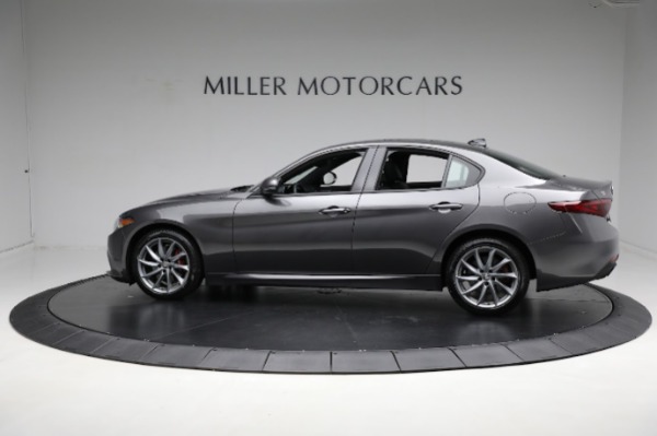 Used 2023 Alfa Romeo Giulia Sprint for sale $41,900 at Rolls-Royce Motor Cars Greenwich in Greenwich CT 06830 8