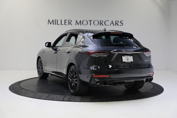 New 2022 Maserati Levante Modena for sale Sold at Rolls-Royce Motor Cars Greenwich in Greenwich CT 06830 8