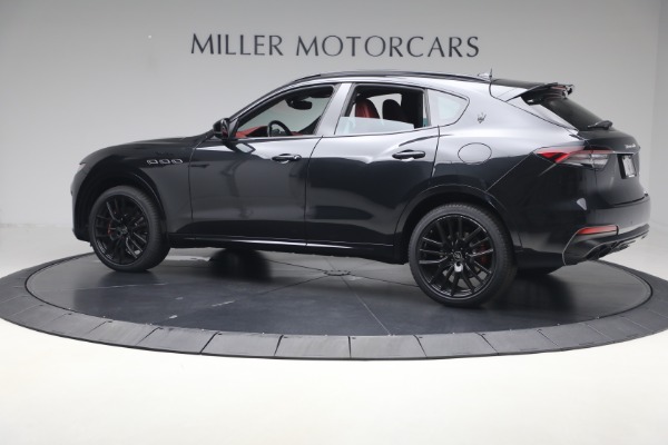 Used 2022 Maserati Levante Modena for sale $41,900 at Rolls-Royce Motor Cars Greenwich in Greenwich CT 06830 4