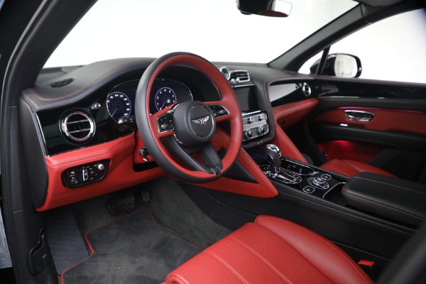 Used 2022 Bentley Bentayga V8 for sale $137,900 at Rolls-Royce Motor Cars Greenwich in Greenwich CT 06830 19