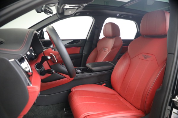Used 2022 Bentley Bentayga V8 for sale $137,900 at Rolls-Royce Motor Cars Greenwich in Greenwich CT 06830 21