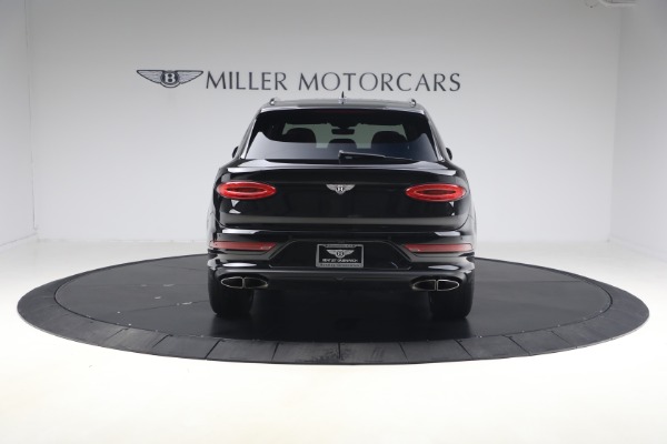 Used 2022 Bentley Bentayga V8 for sale $137,900 at Rolls-Royce Motor Cars Greenwich in Greenwich CT 06830 6