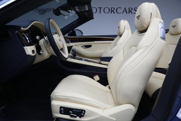 Used 2022 Bentley Continental GT V8 for sale $259,900 at Rolls-Royce Motor Cars Greenwich in Greenwich CT 06830 26