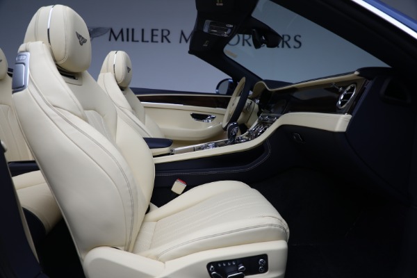 Used 2022 Bentley Continental GT V8 for sale $259,900 at Rolls-Royce Motor Cars Greenwich in Greenwich CT 06830 28