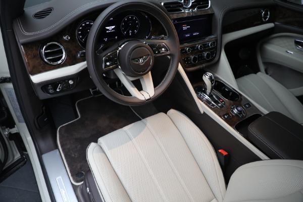 New 2023 Bentley Bentayga EWB Azure for sale $302,995 at Rolls-Royce Motor Cars Greenwich in Greenwich CT 06830 14