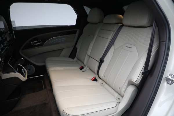 New 2023 Bentley Bentayga EWB Azure for sale $302,995 at Rolls-Royce Motor Cars Greenwich in Greenwich CT 06830 19