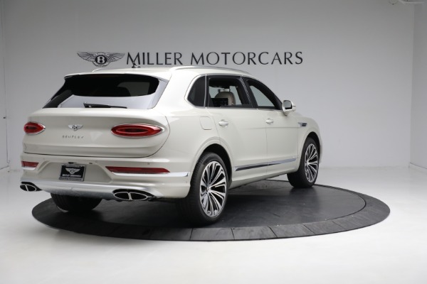 New 2023 Bentley Bentayga EWB Azure for sale $302,995 at Rolls-Royce Motor Cars Greenwich in Greenwich CT 06830 5