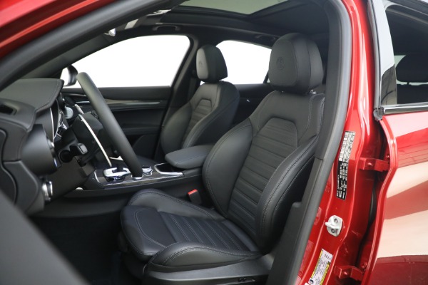 New 2023 Alfa Romeo Stelvio Quadrifoglio for sale $80,900 at Rolls-Royce Motor Cars Greenwich in Greenwich CT 06830 13