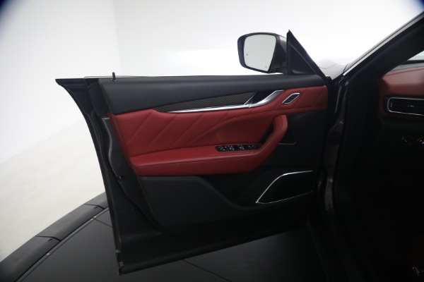 Used 2023 Maserati Levante Modena for sale $51,900 at Rolls-Royce Motor Cars Greenwich in Greenwich CT 06830 23