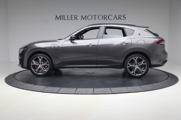 Used 2023 Maserati Levante Modena for sale $51,900 at Rolls-Royce Motor Cars Greenwich in Greenwich CT 06830 3