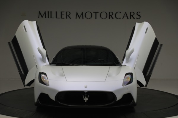 Used 2022 Maserati MC20 for sale $305,900 at Rolls-Royce Motor Cars Greenwich in Greenwich CT 06830 24