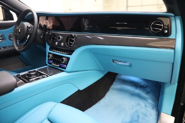 Used 2022 Rolls-Royce Ghost Black Badge for sale $449,900 at Rolls-Royce Motor Cars Greenwich in Greenwich CT 06830 20