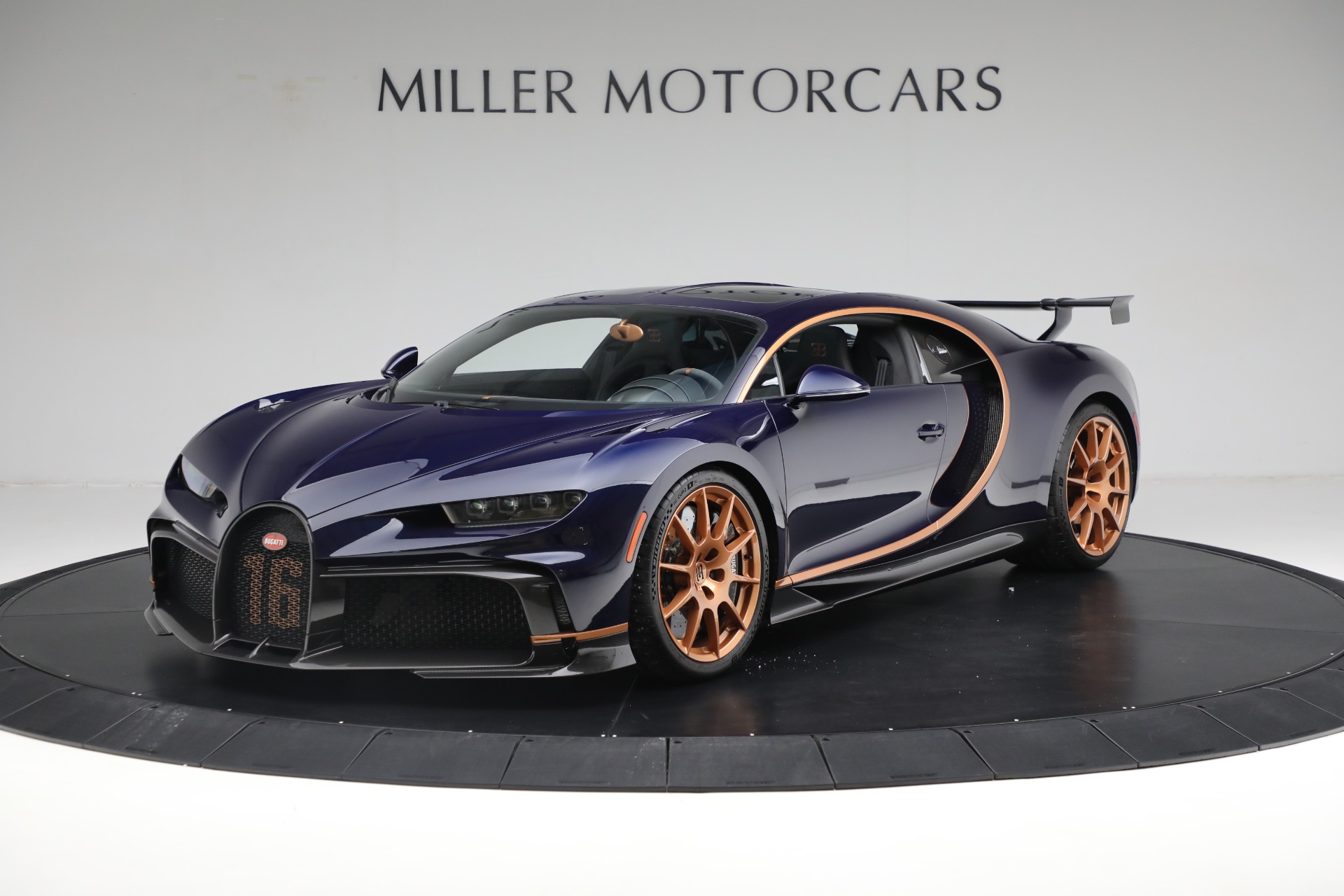 Used 2021 Bugatti Chiron Pur Sport for sale Sold at Rolls-Royce Motor Cars Greenwich in Greenwich CT 06830 1