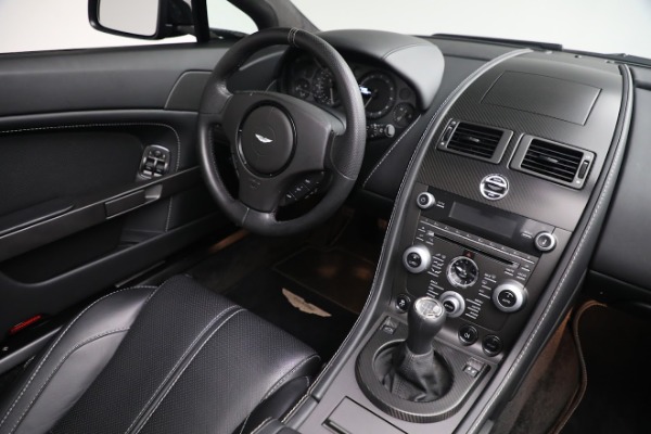 Used 2015 Aston Martin V8 Vantage GT Roadster for sale $109,900 at Rolls-Royce Motor Cars Greenwich in Greenwich CT 06830 26